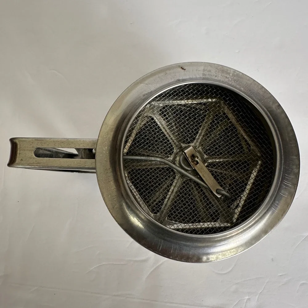 VTG Aluminum Housewares 3 Cup Stainless Steel Sifter Triple Screen Flour‎ Sifter